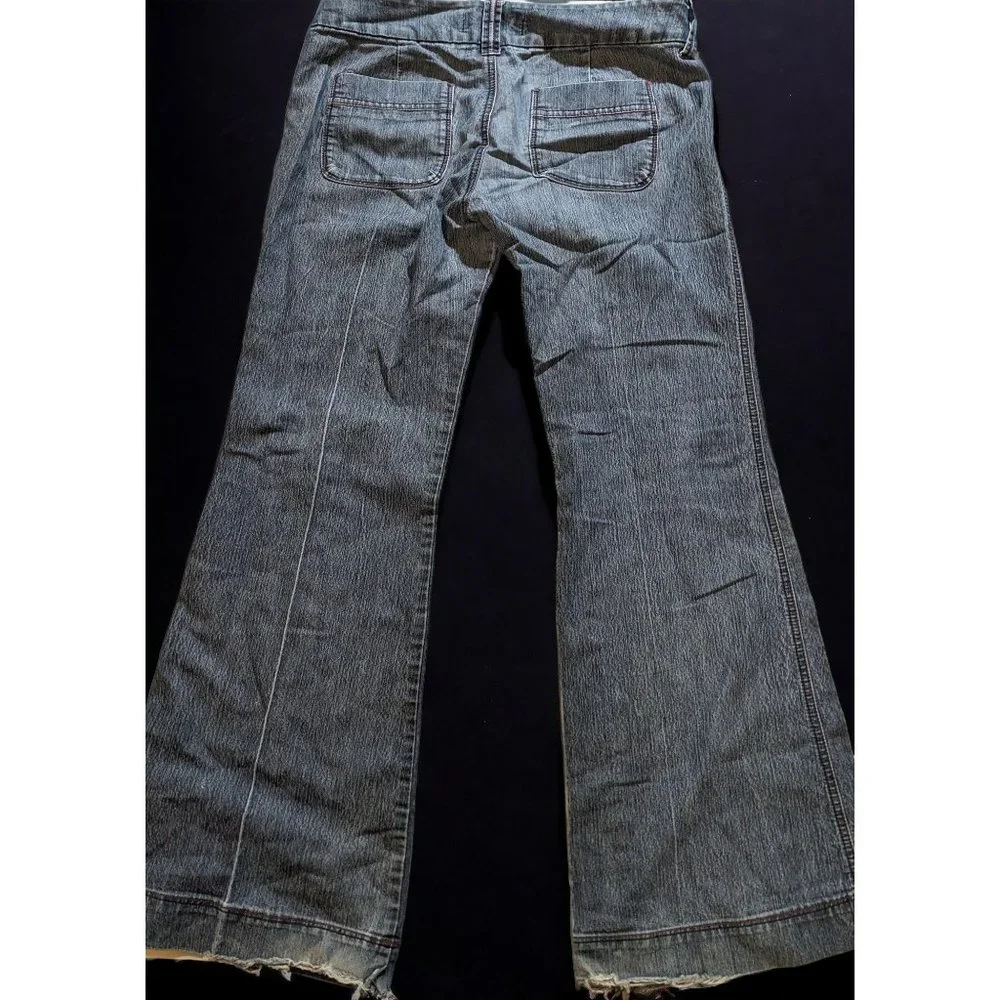 Tyte Y2K Flared Jeans - Picture 2 of 5